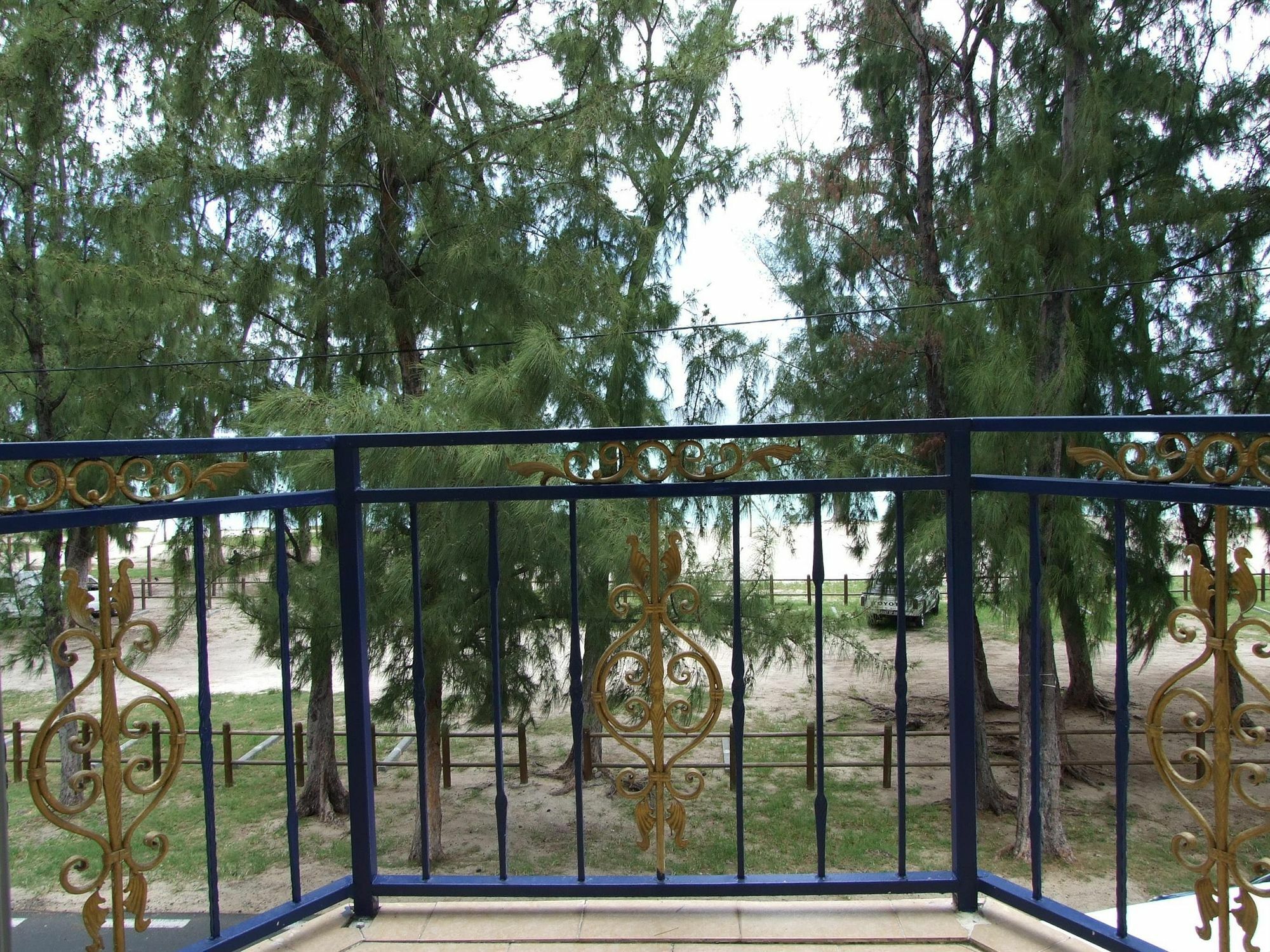 מלון Flic-en-Flacq White Shell Lounge And Restaurant מראה חיצוני תמונה